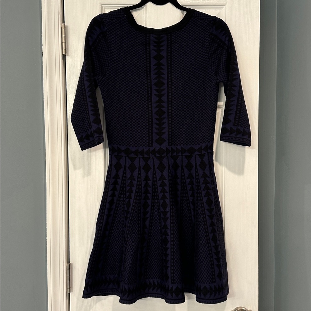 Navy Blue Patterned Dress - Picture 3 of 3